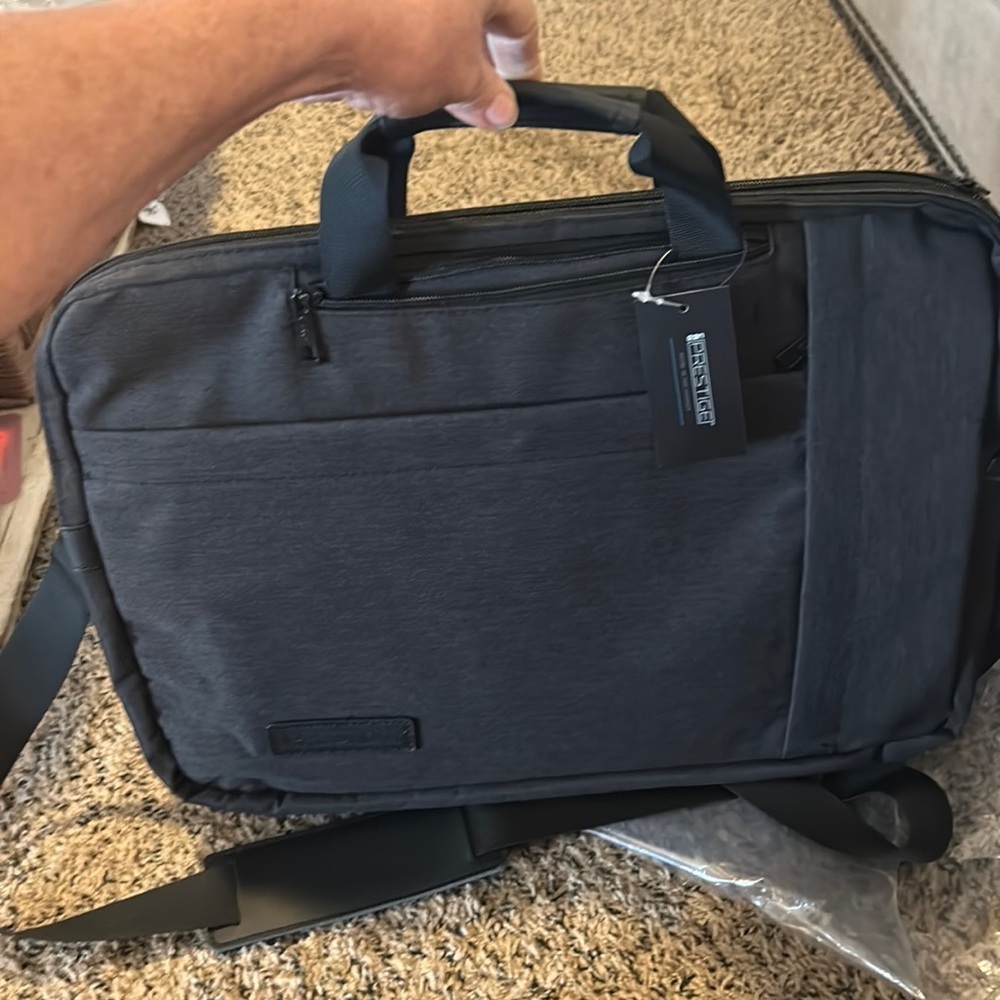 Prestige NWT Black Convertible Backpack/Briefcase